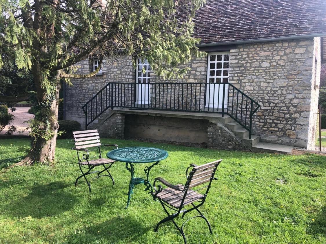 Le Domaine Du Moulin Foulon Hotell Essay Exteriör bild