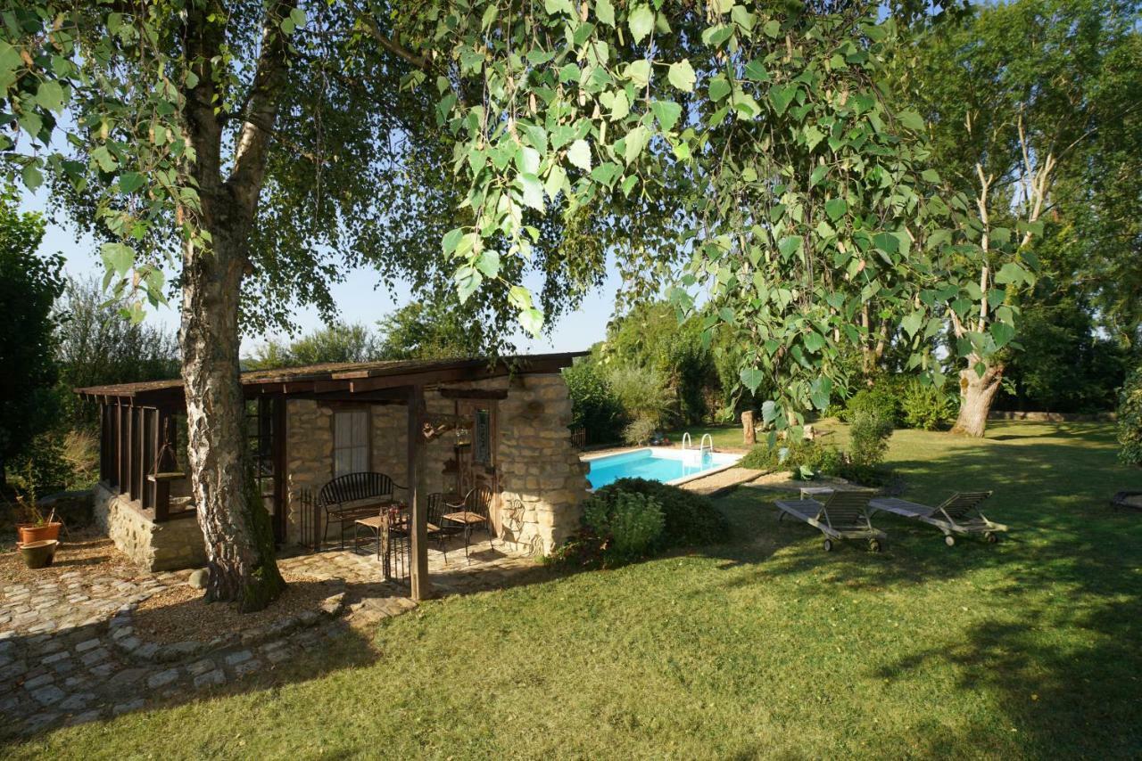 Le Domaine Du Moulin Foulon Hotell Essay Exteriör bild