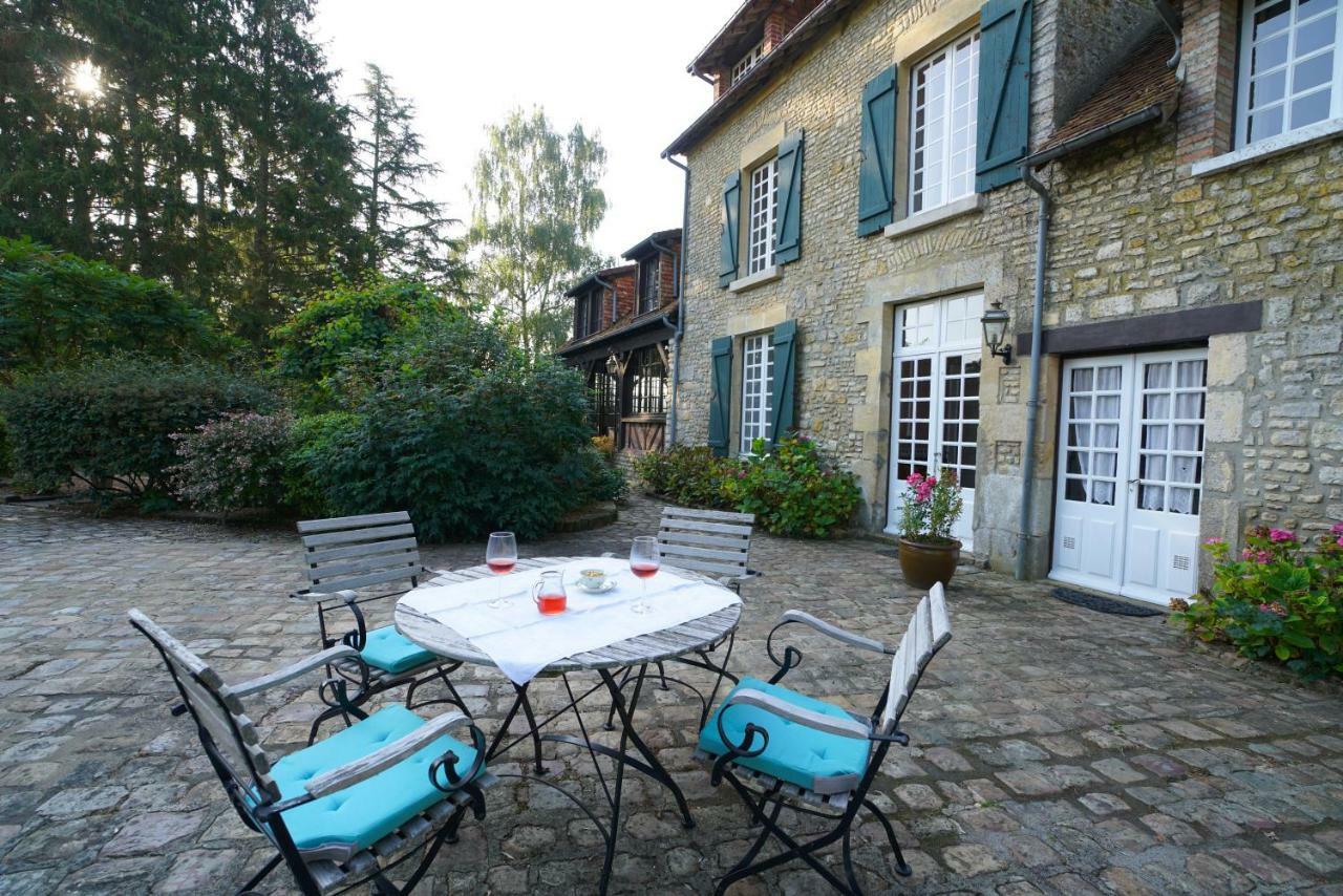 Le Domaine Du Moulin Foulon Hotell Essay Exteriör bild